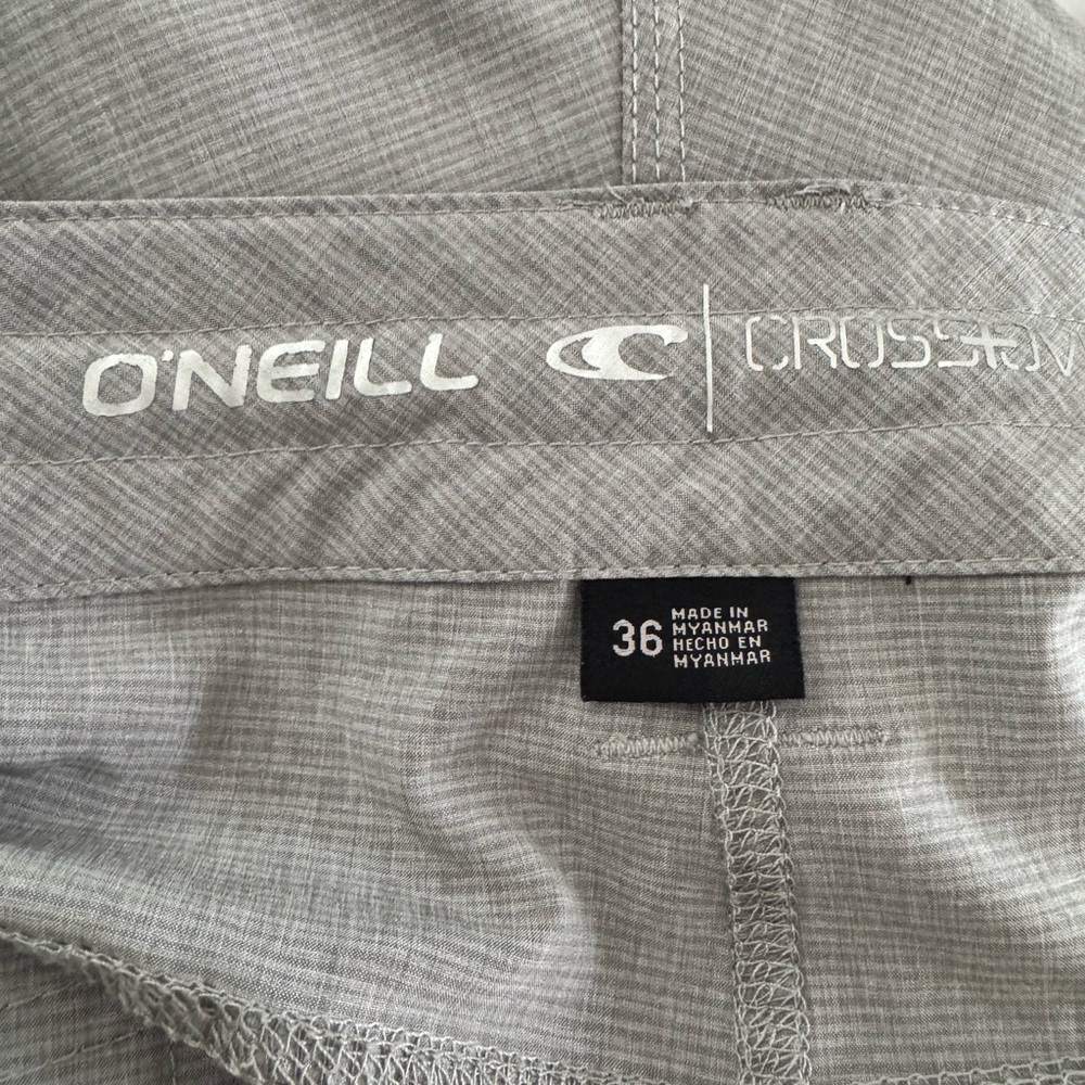 Men's Gray crossover Shorts - Picture 3 of 3